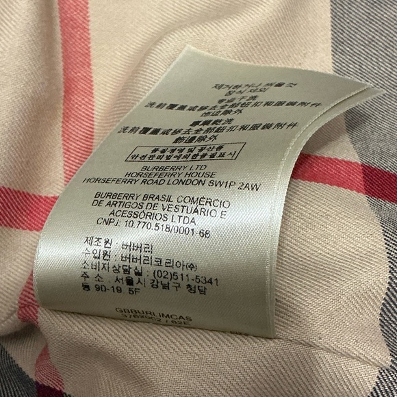 BURBERRY London Marystow Trench Coat  6 17” p2p Honey/Beige $1,995 EUC - Picture 14 of 17